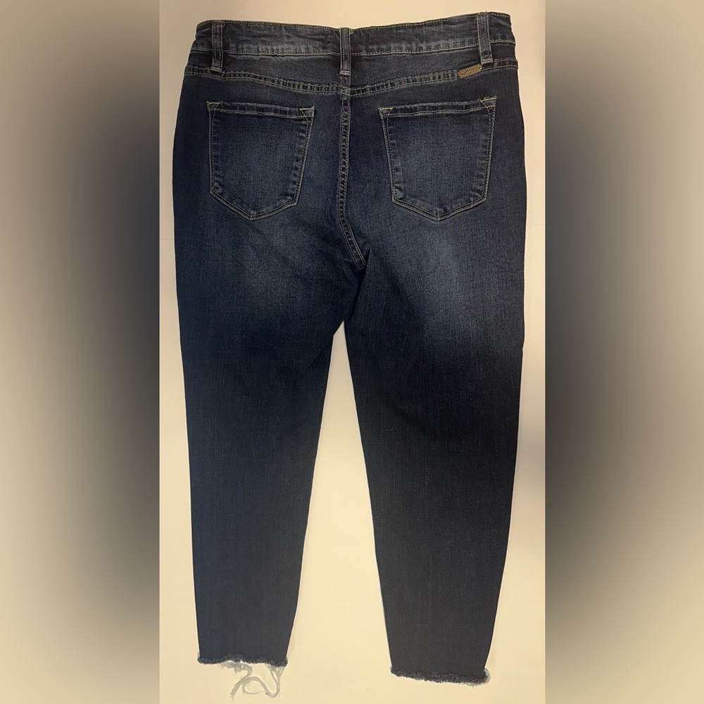 Kancan Signature Mid Rise Ankle Skinny‎ Capri Jeans Women's Size 30 Distressed - Picture 2 of 7